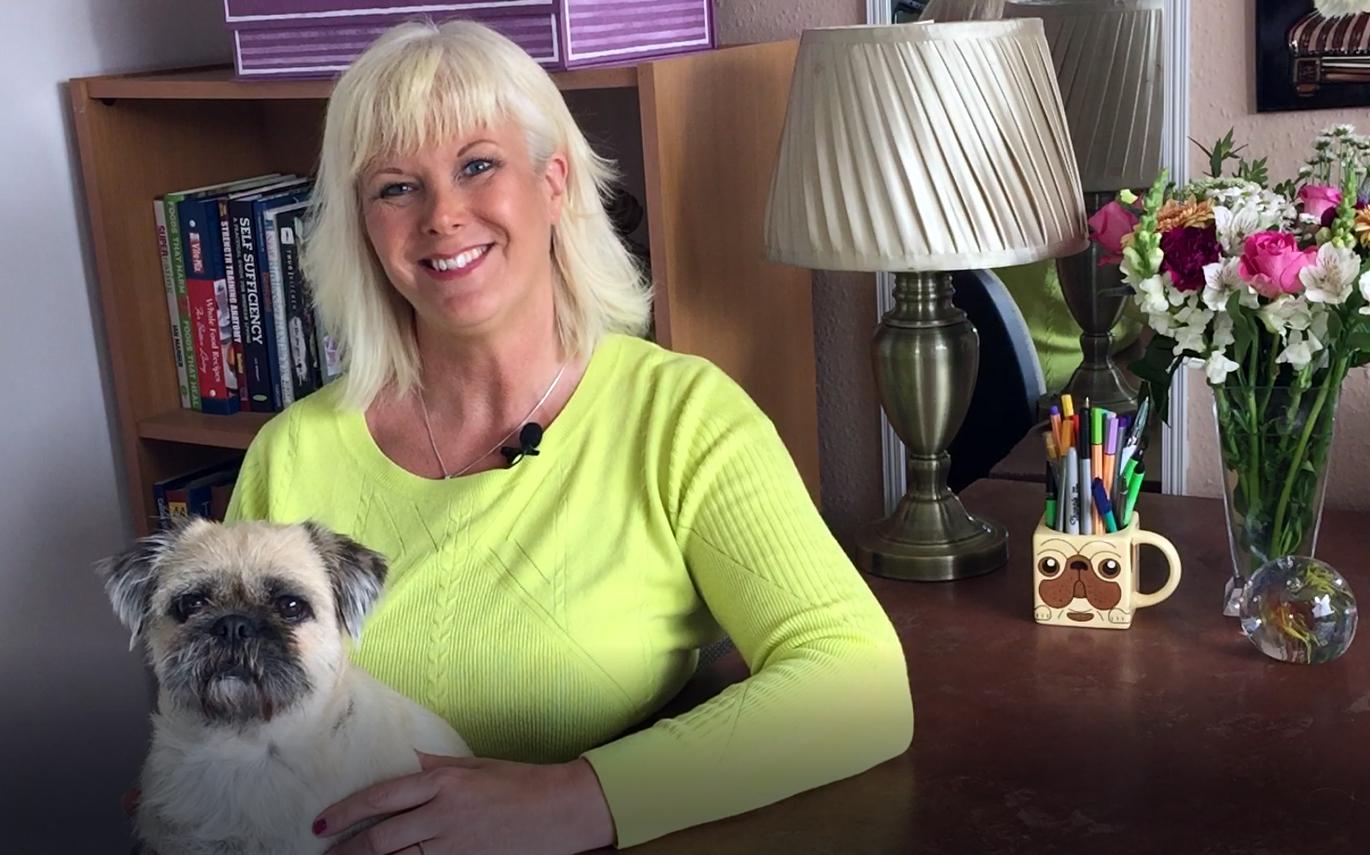 Emma Hardern Top Dog Turf